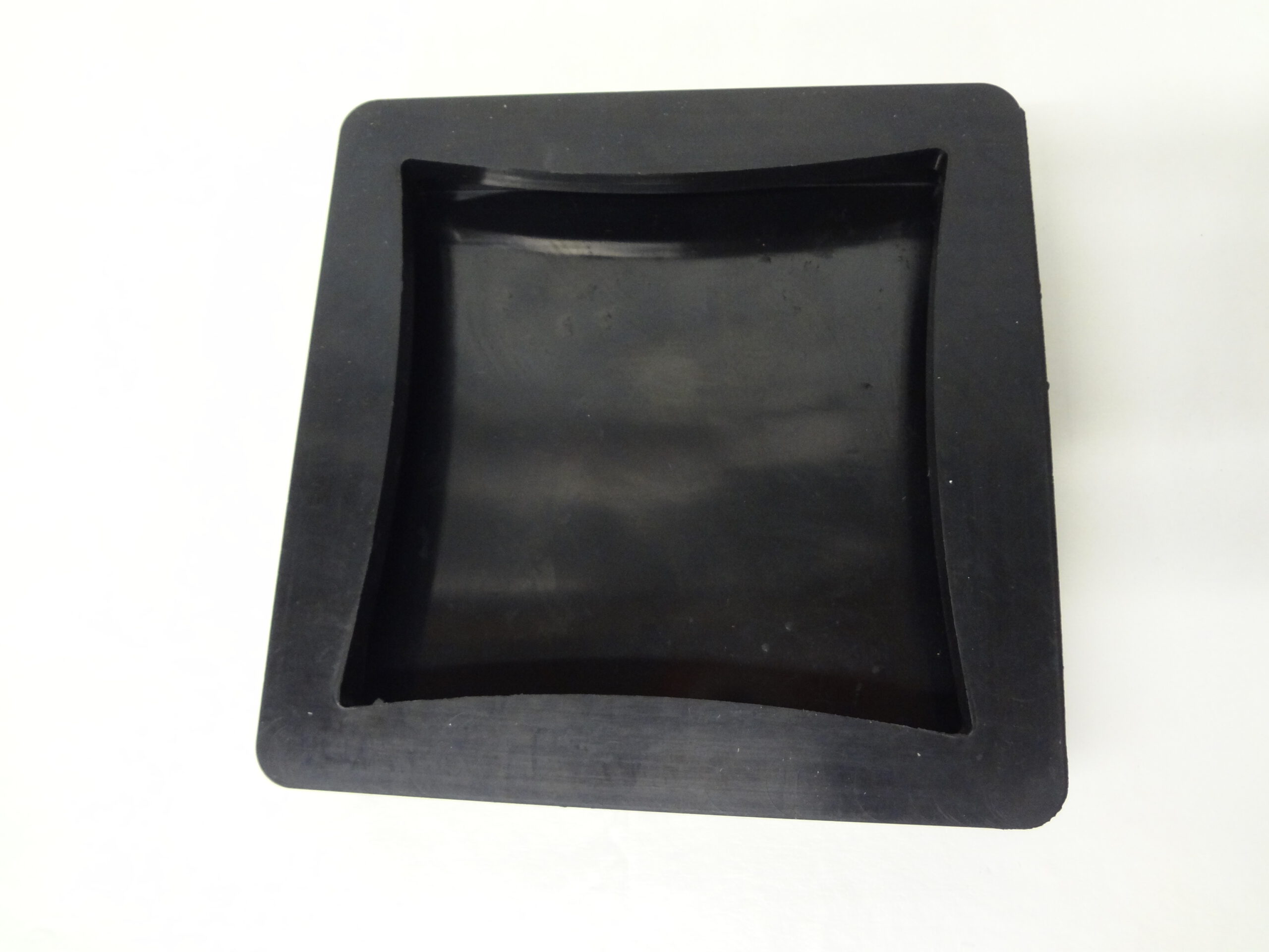 Rubber lift pad set DANNMAR 2 post square slip on style 17108189 set of 4 - Image 8