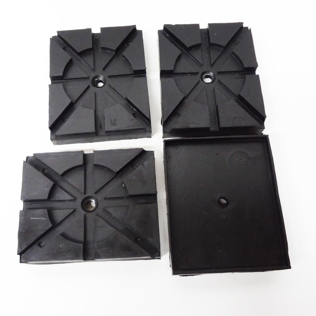 thumbnail image 2 of Set Of 4 Molded Rubber Lift Pads With Hardware - Fits Ammco, Ben Pearson, Challenger, Weaver Lifts 2 of 5